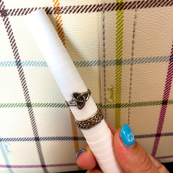 SILVER IRISH RINGS - Picture 8 of 8